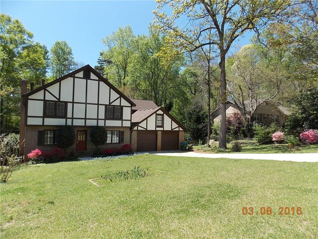 1569 Rangewood Dr., Lilburn, GA 30047