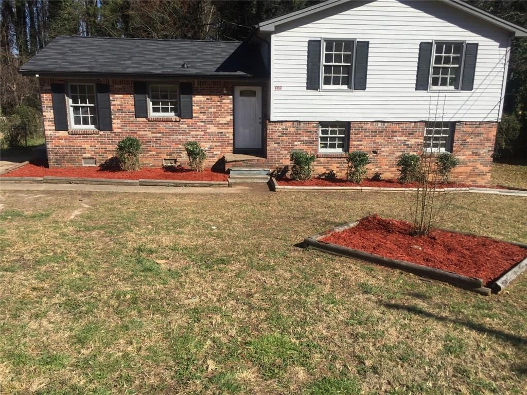 6552 Hayes Dr., Riverdale, GA 30274