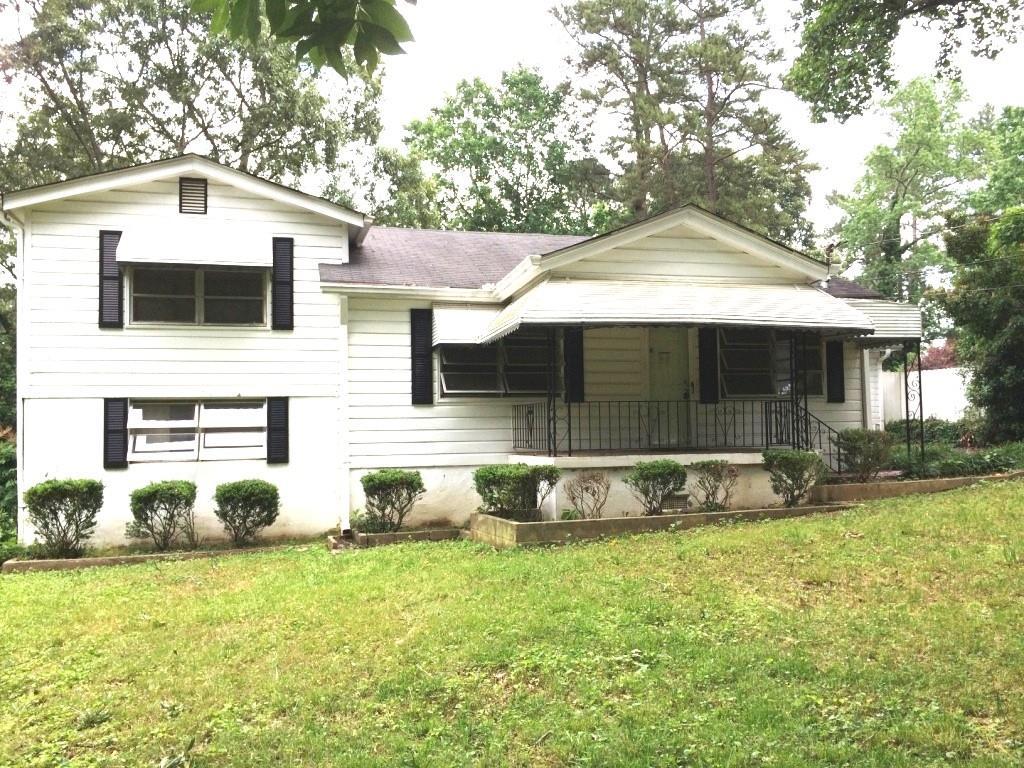 1746 Glenhaven Cir., Decatur, GA 30035