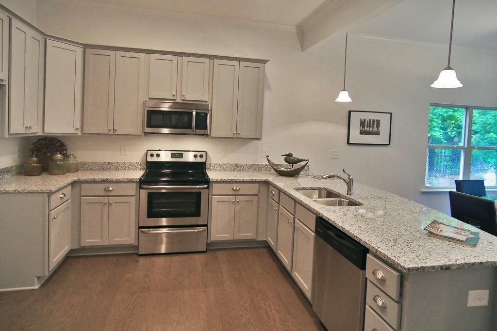 1971 Newfort Dr. #C4, Atlanta, GA 30318