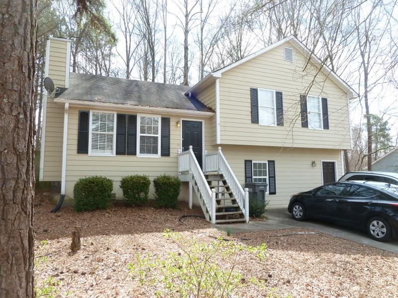 131 Halehaven Dr., Douglasville, GA 30134