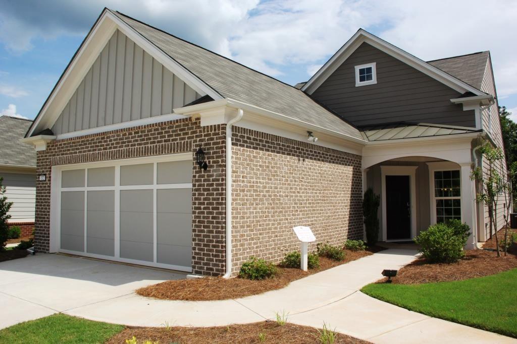 608 Larch Looper Dr., Griffin, GA 30223