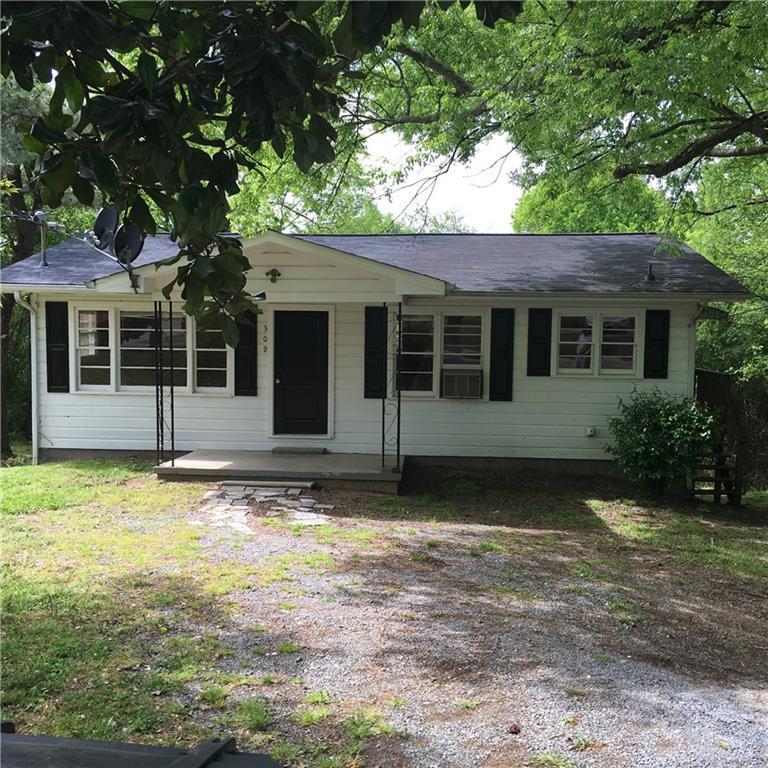 309 Crest Dr., Calhoun, GA 30701