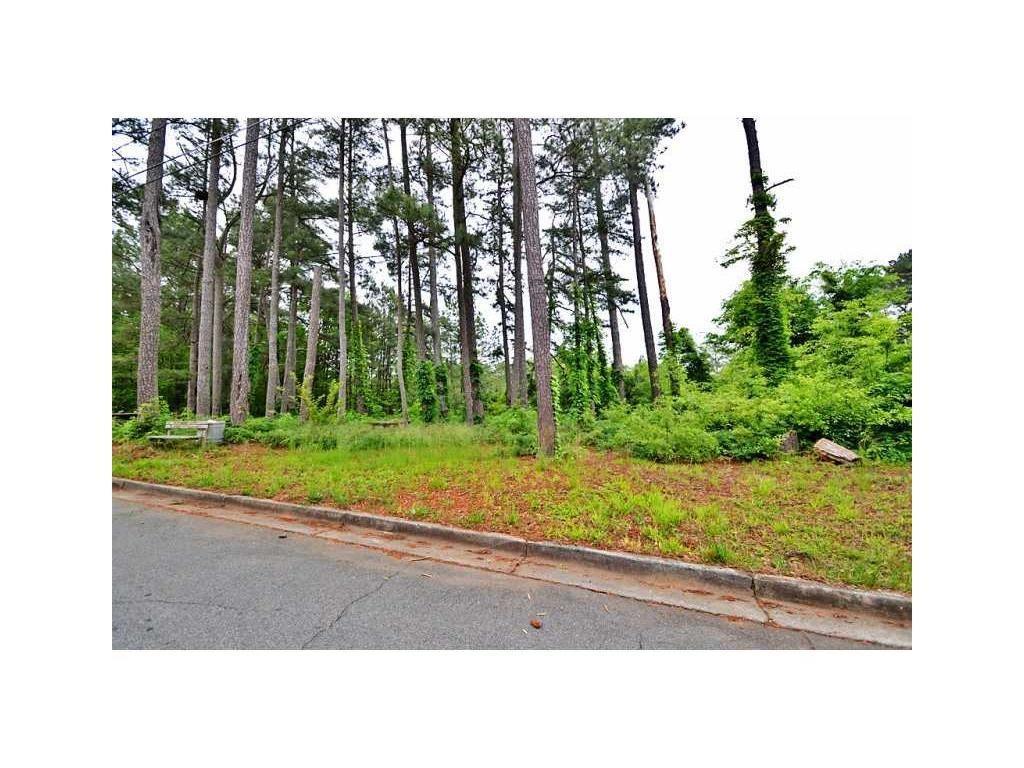 1413 Nelms Dr., Decatur, GA 30033