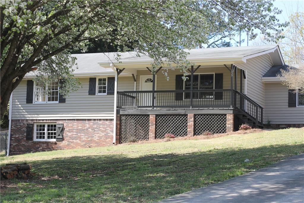 2033 Parkwood Rd., Snellville, GA 30078