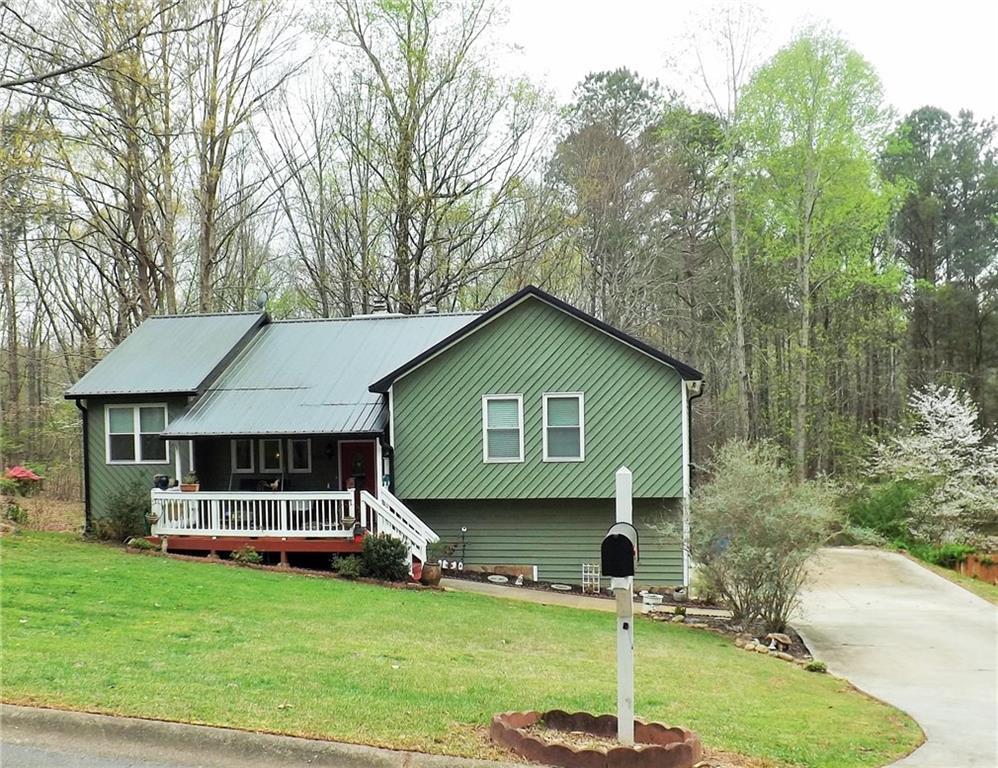 6921 Recreation Ln., Acworth, GA 30102