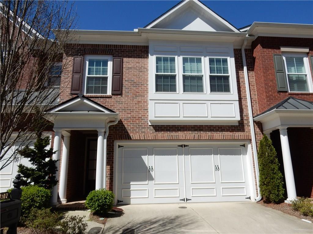 7102 Lowery Oak Dr., Roswell, GA 30075