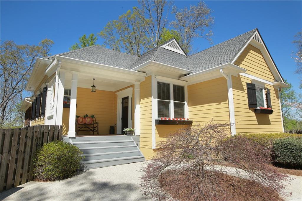 5960 Nachoochee Tr., Flowery Branch, GA 30542