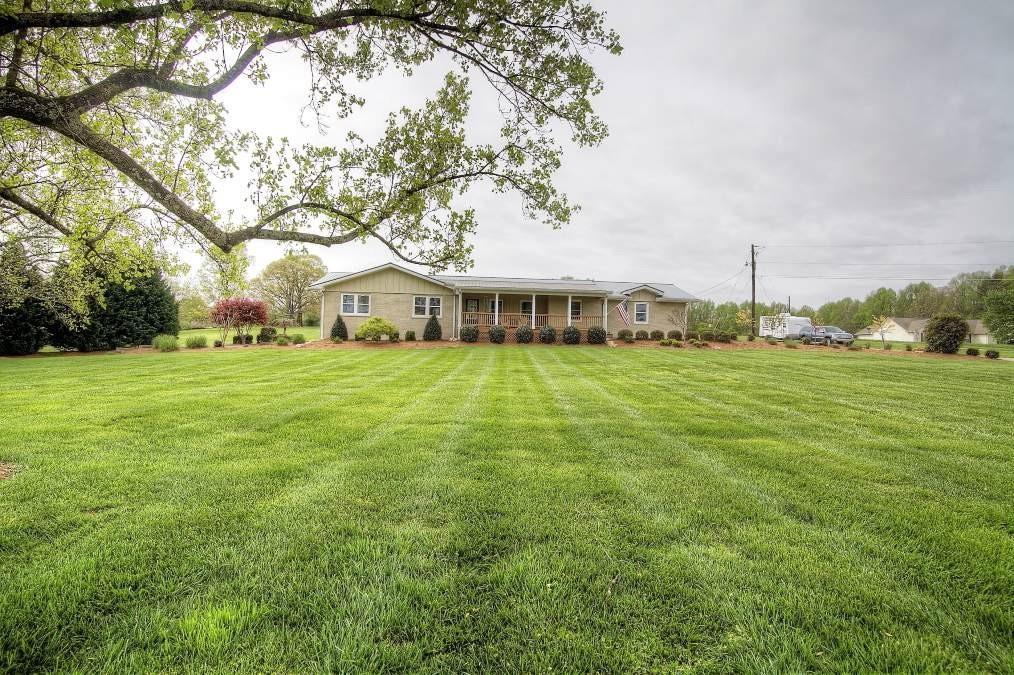 3980 Martin Rd., Cumming, GA 30028