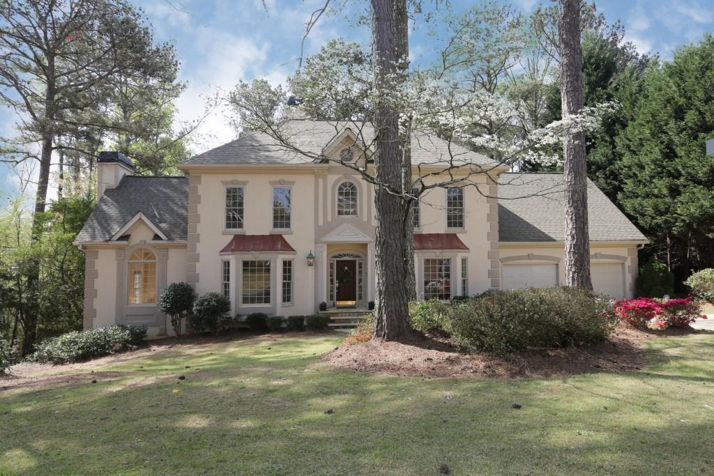 5900 Plantation Dr., Roswell, GA 30075