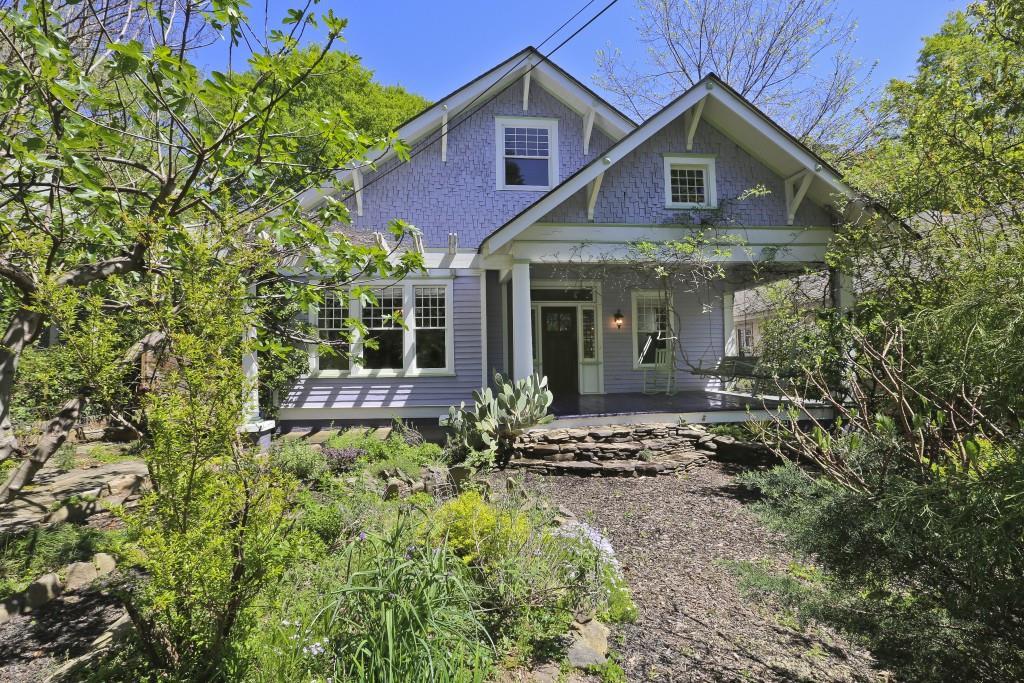 566 Park Ave., Atlanta, GA 30312