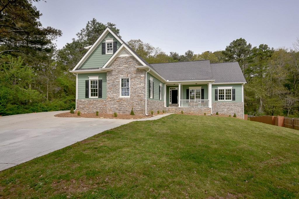 1573 Barnes Rd., Woodstock, GA 30188