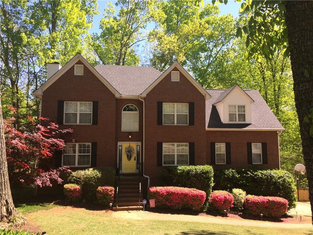 1069 Thornwood Dr., Dacula, GA 30019