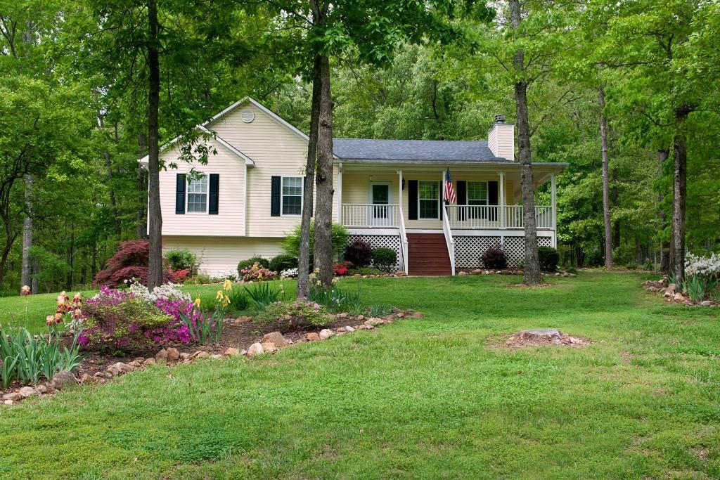 480 Fairview Rd., Ball Ground, GA 30107