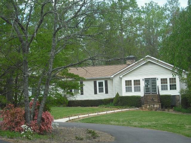 2520 Bonnie Brae Rd., Cumming, GA 30041