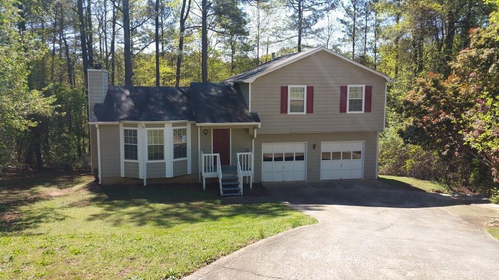 87 Jessica Dr., Hiram, GA 30141