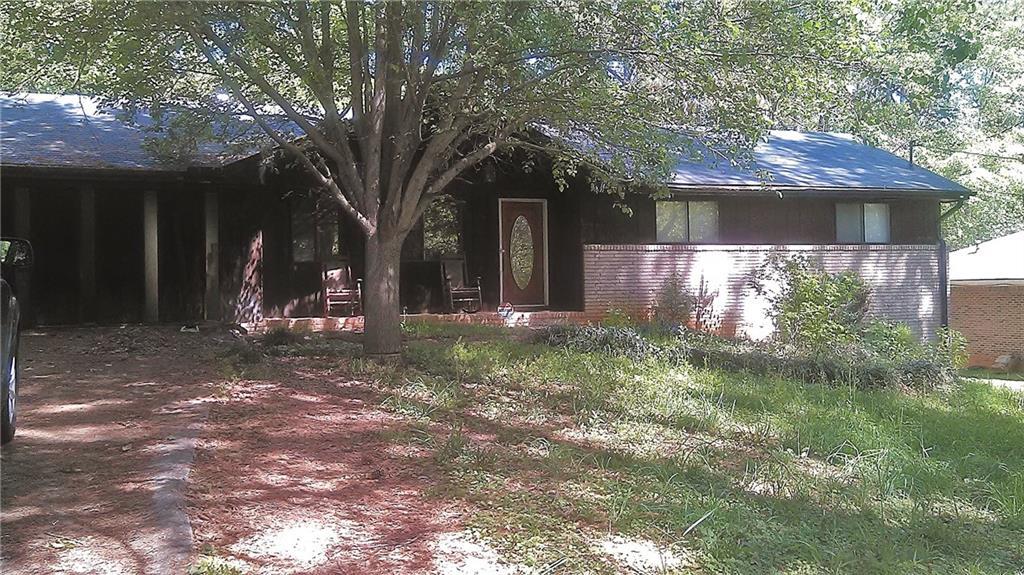 5293 NW Corinth Dr., Stone Mountain, GA 30087