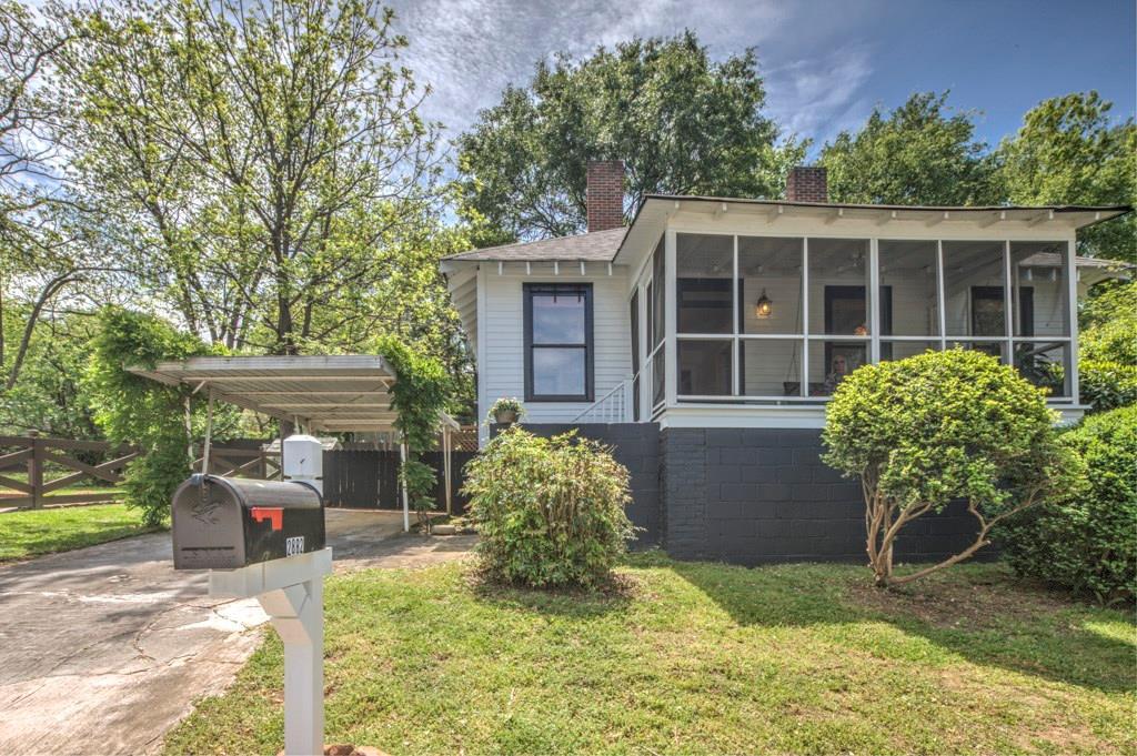 2882 Fabin St., Atlanta, GA 30318