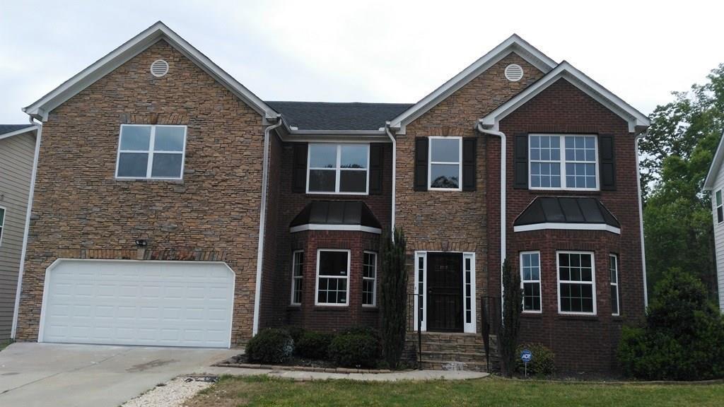 2737 Palmview Ct., Atlanta, GA 30331