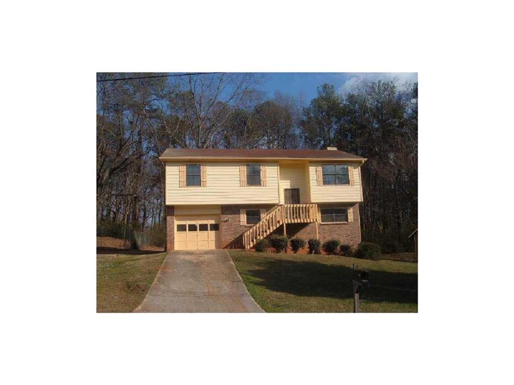 2806 Oxford Dr., Decatur, GA 30034