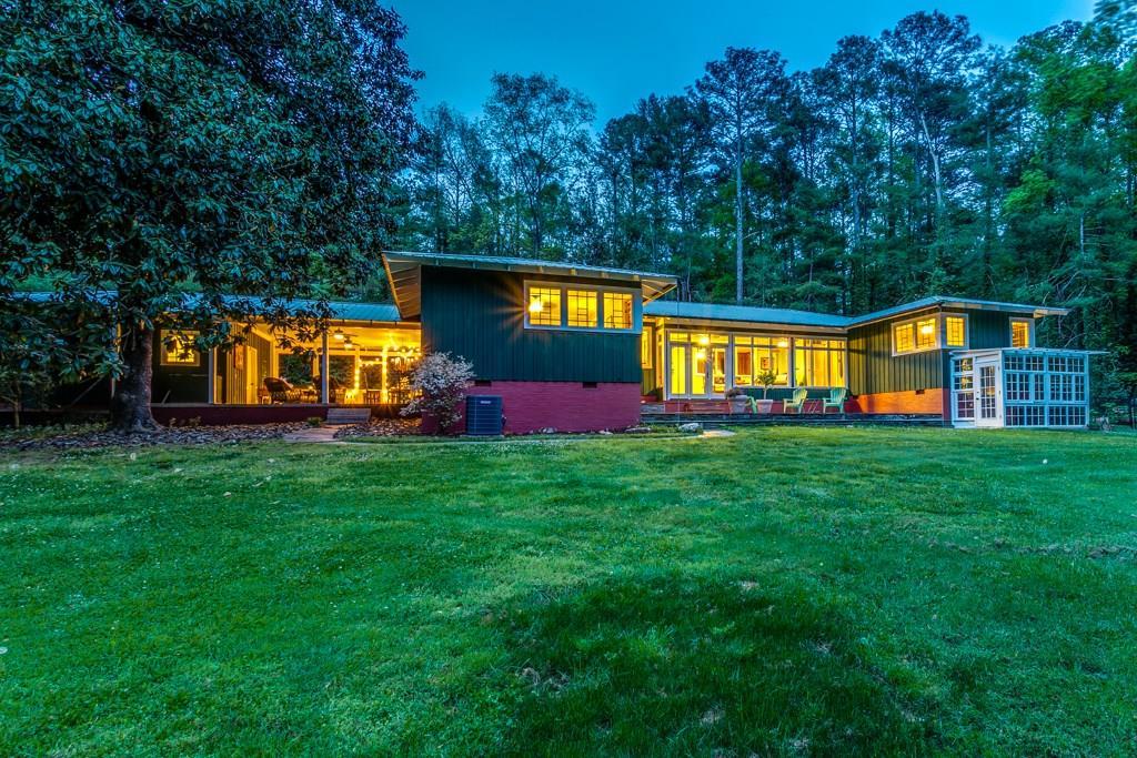 1016 Laurel Lake Dr., Ball Ground, GA 30107