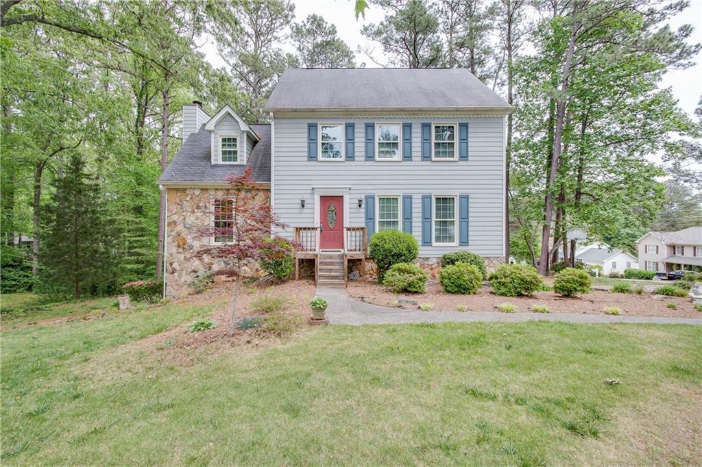 1308 Chesapeake Dr., Lilburn, GA 30047