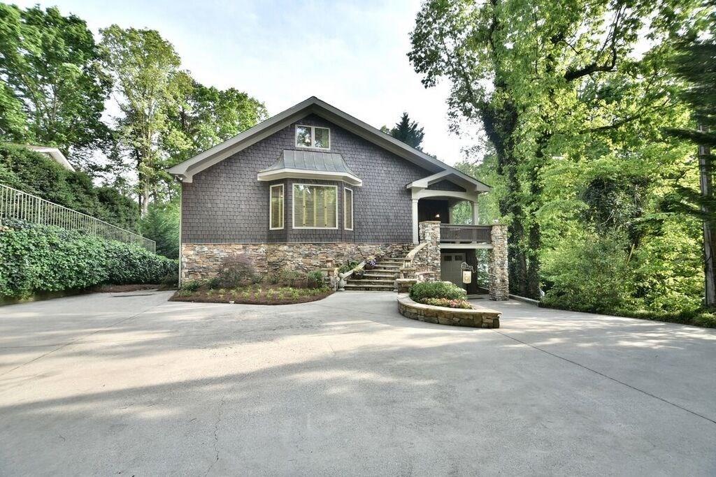 3631 Lodgehaven Dr., Gainesville, GA 30506
