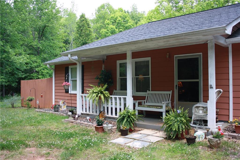 302 Bell Wood Rd., Jefferson, GA 30549