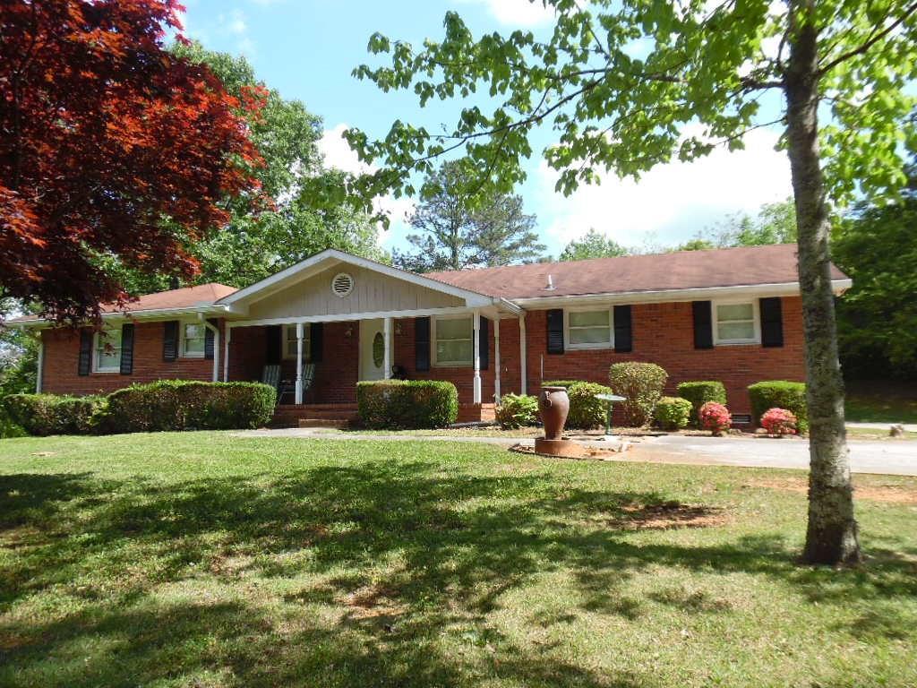 207 Hughes Rd., Hiram, GA 30141