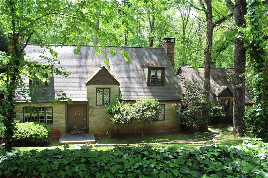 34 River Park Dr., Sandy Springs, GA 30328
