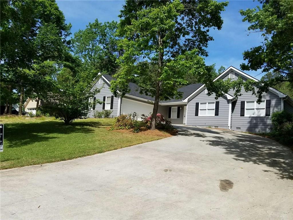 2225 Brandon Acre Dr., Buford, GA 30519