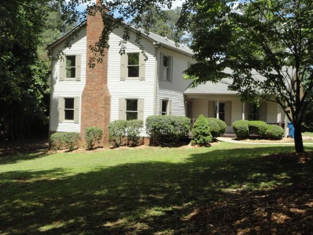 1561 Berkshire Farm Dr., Snellville, GA 30078