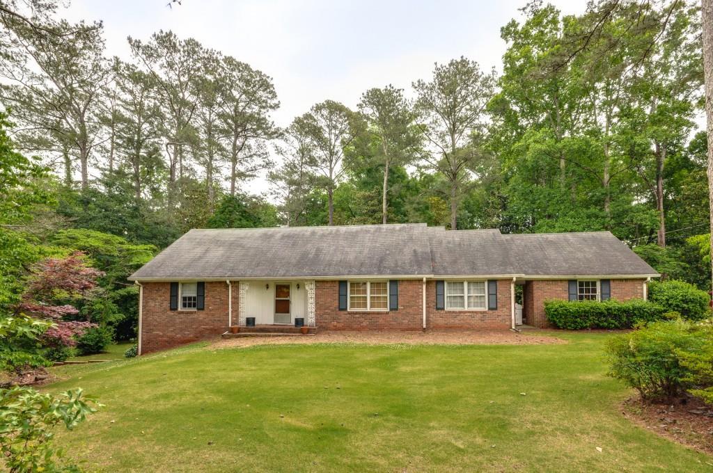 1225 Bowen Rd., Roswell, GA 30075