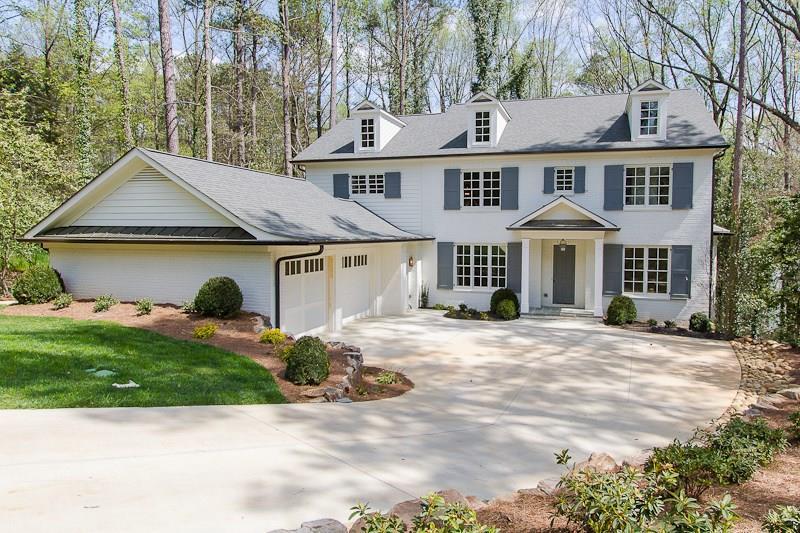 3081 Rhodenhaven Dr., Atlanta, GA 30327