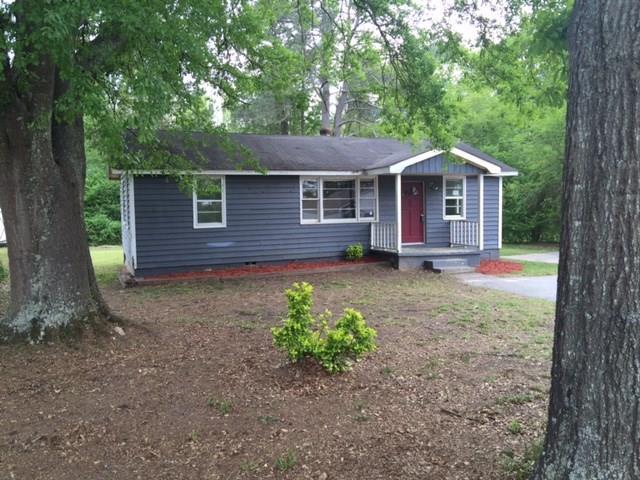 299 Harpers Lake Dr., Hiram, GA 30141