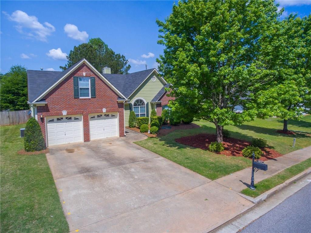 930 Charles Hall Dr., Dacula, GA 30019