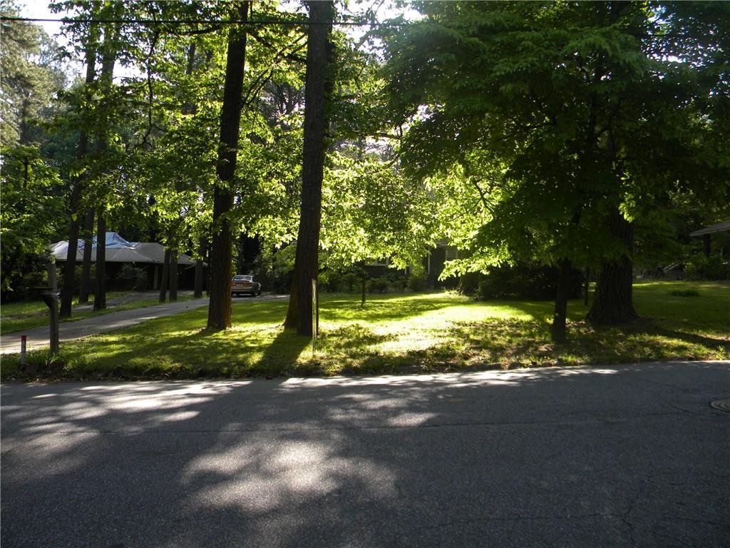 2255 Adams Dr., Atlanta, GA 30318