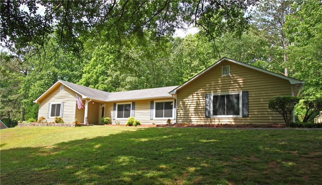 1041 Wedgefield Dr., Marietta, GA 30064