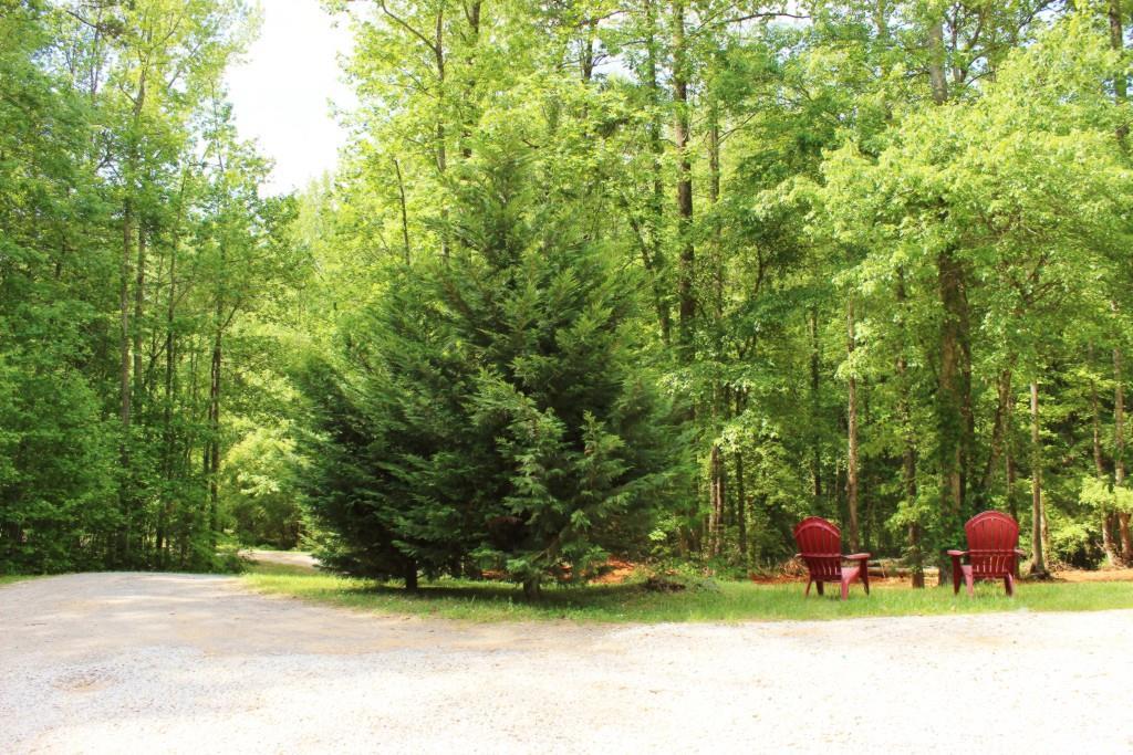 910 Martin Ln., Canton, GA 30114