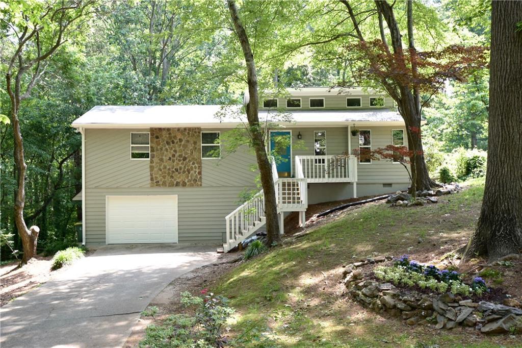 230 Little Brook Ln., Woodstock, GA 30188