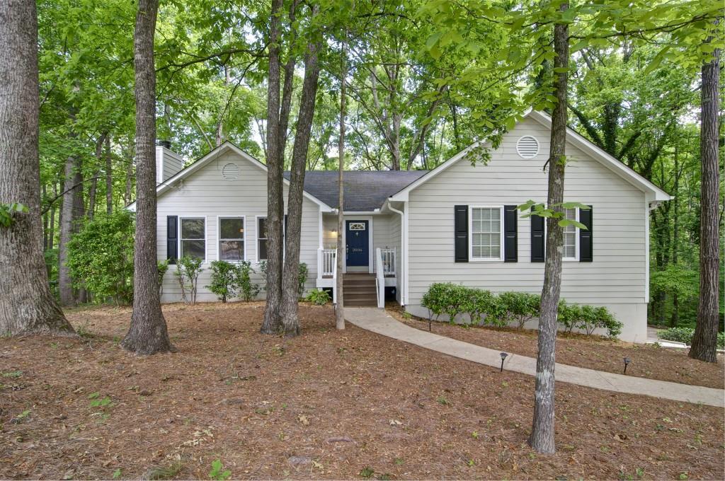 2006 Estate Ct., Woodstock, GA 30188