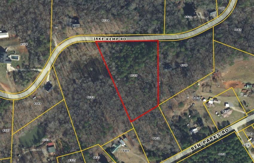 6737 Jake Kemp Rd., Murrayville, GA 30564