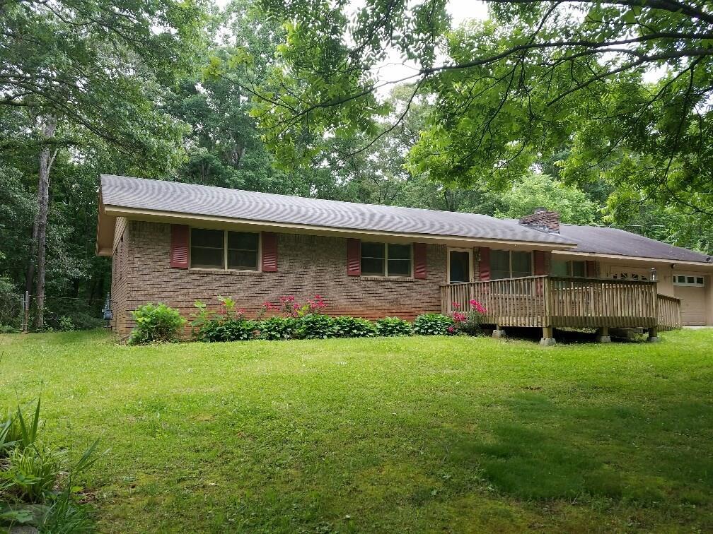 5786 Forest Dr., Acworth, GA 30102