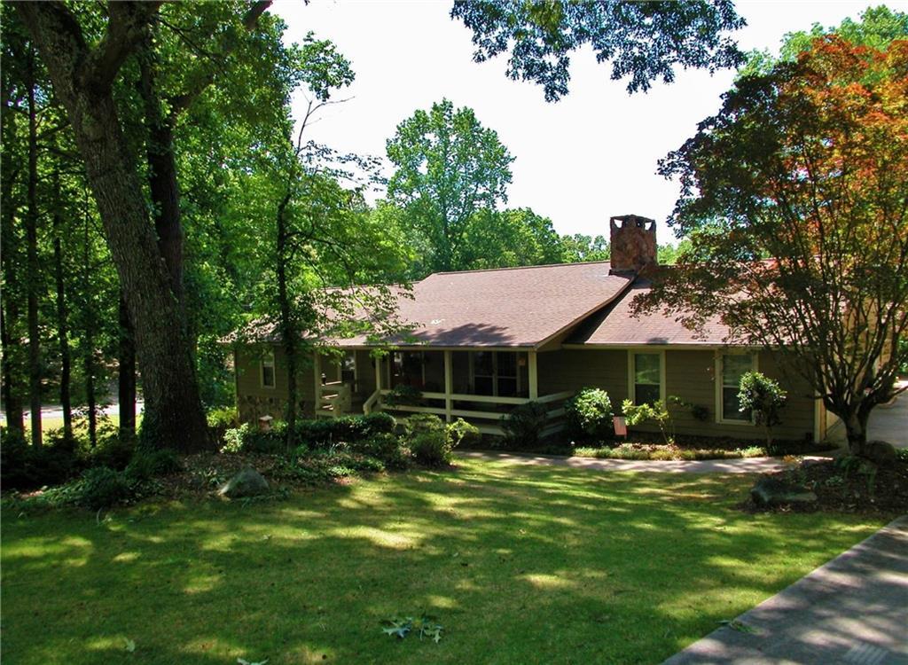 845 Tall Oaks Dr., Gainesville, GA 30501