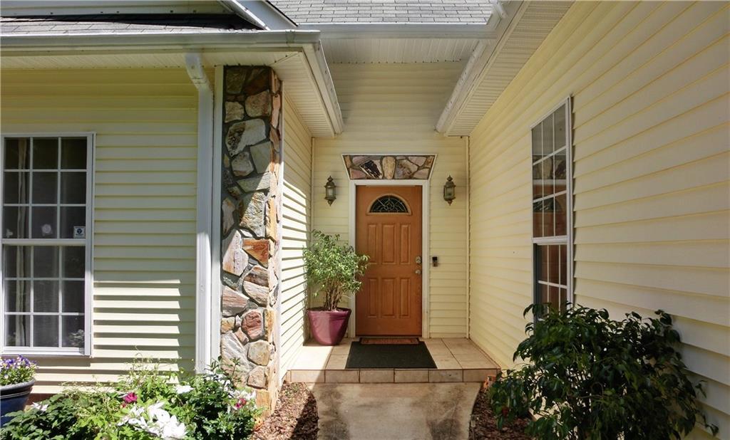 101 Poplar Ln., Canton, GA 30114