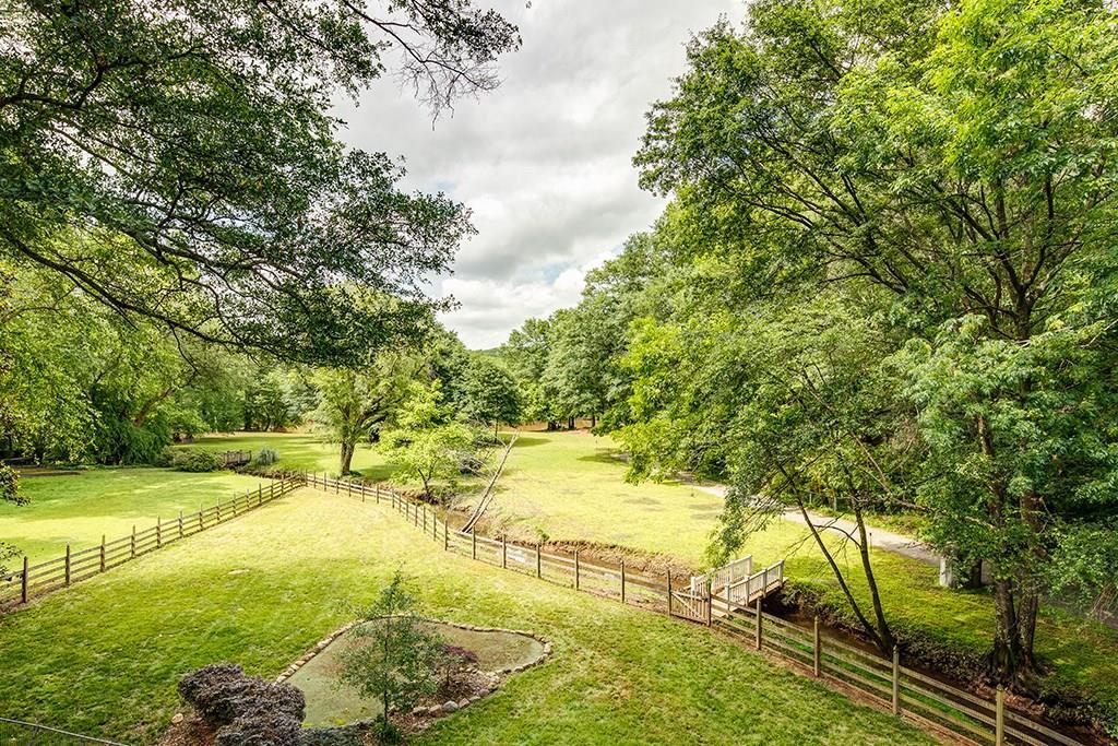 9673 Roberts Dr., Sandy Springs, GA 30350