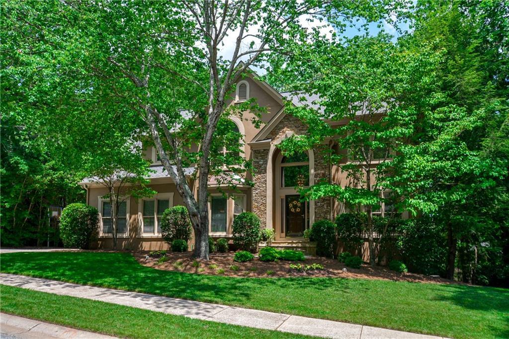 1038 Longwood Dr., Woodstock, GA 30189