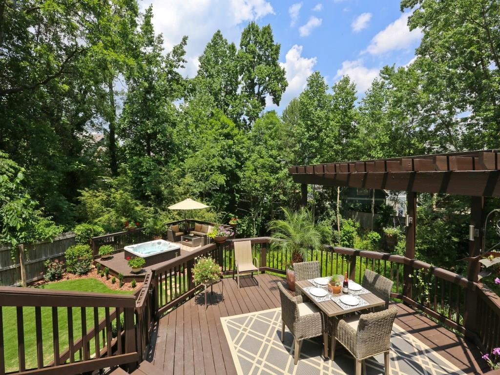 2191 Collins Dr., Atlanta, GA 30318