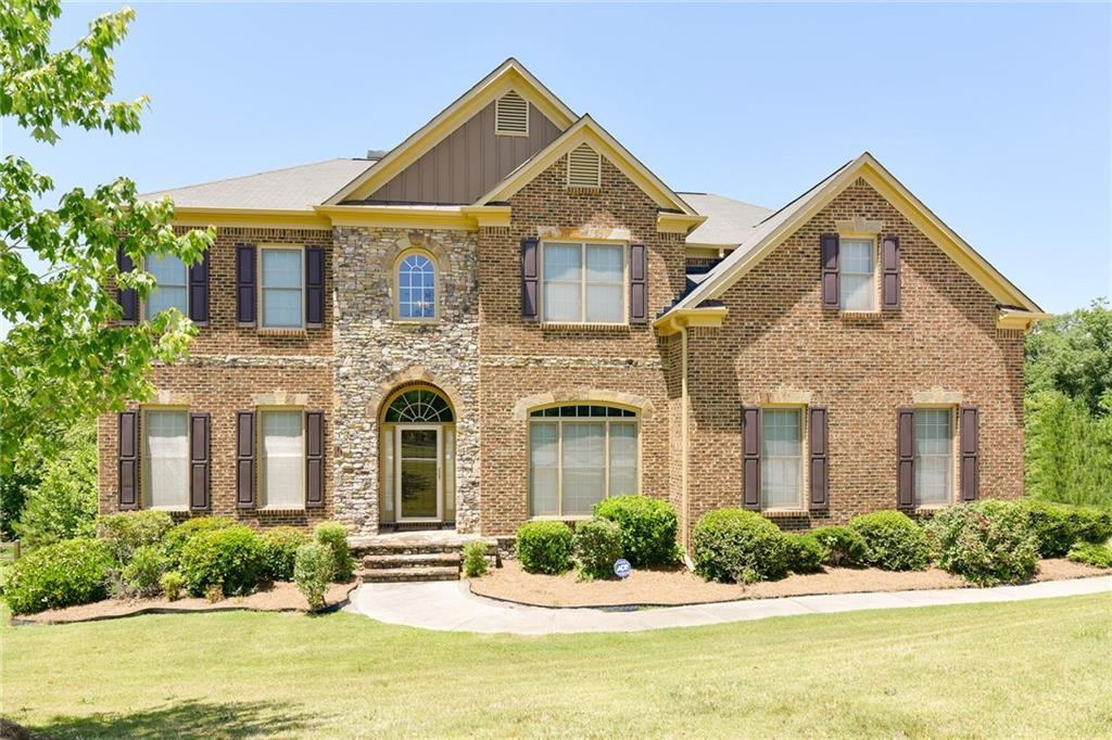 327 Hepburn Dr., Atlanta, GA 30349