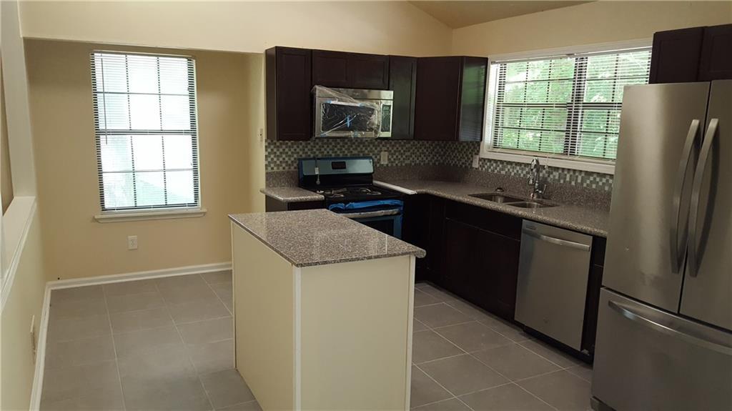 6670 Peppermill Ln., Atlanta, GA 30349